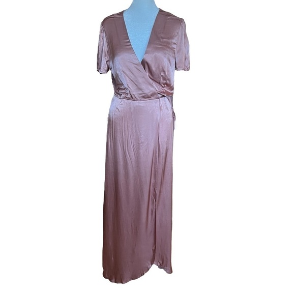 WAYF Gwyneth Wrap Maxi Dress - Picture 6 of 11